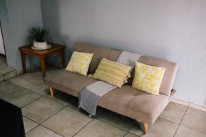 Peaceful 1,5 Bedroom Flat in Germiston with WI-FI