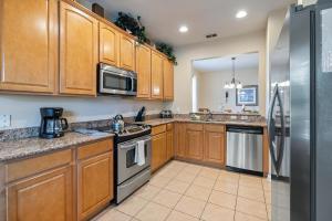 Windsor Hills Resort 5 Bedroom Private Pool Home 0869