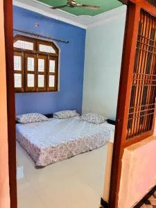 Divine Homestay 3 BHK Near Ram Mandir 3 kms - Ayodhya