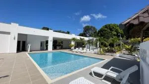 Hotel Coronado Inn - 埃尔巴列德安通