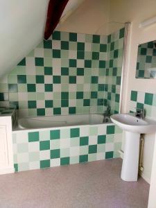 Duplex des Chais parking et jardin