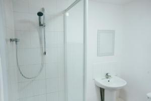 Hotels 24-7 - The Old Victoria Hotel