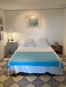 Studio Les PIEDS DANS LEAU