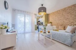 Les Elfes - avec entrée autonome, jardin, parking privé & gourmandises offertes ! - - 图尔内菲乌勒