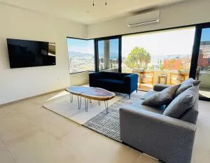 Los Cerritos Oceanview at The Point,8 - San Carlos