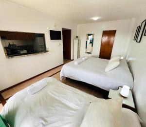 Excelente departamento, a metros del Shopping Paso del Paraná, vista al río Paraná - silencio - ideal para descansar - barrio residencial - Cámaras de seguridad 24hs - unidad Monitoreada