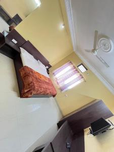 Hotel Gopi Vallabh I 200mtr from shreenathji temple only 966o9o1oo6