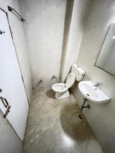 Hotel Gopi Vallabh I 200mtr from shreenathji temple only 966o9o1oo6