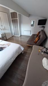 Maisons de vacances Gite Les Deux Meules : photos des chambres