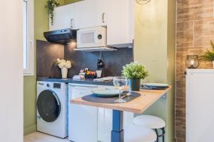 Appartements Les Elfes - avec entree autonome, clim neuve, jardin, parking prive & gourmandises offertes ! - : photos des chambres