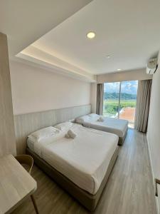 Queensland Suites at Aru Suites, Kota Kinabalu 2 Bedroom Family Suite