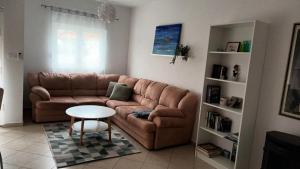 Apartman Sandra -private parking and garden