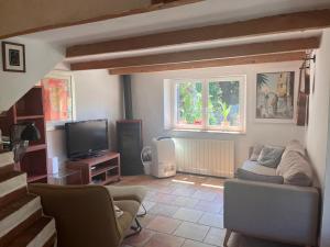 Maisons de vacances Domaine La Cigogne, Provencal house with pool & big garden : photos des chambres