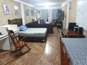 Alquilo Departamento con Sanitario - Zarate Isla