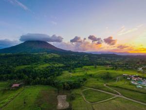 Wild Arenal Village