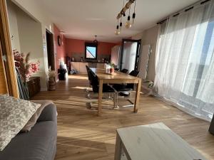 Maisons de vacances Gites Rozanna avec acces detente SPA JACUZZI : photos des chambres