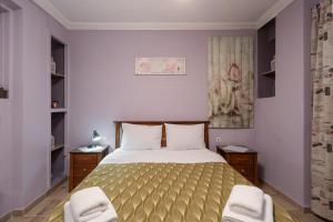 The Sweetest Acropolis Flat