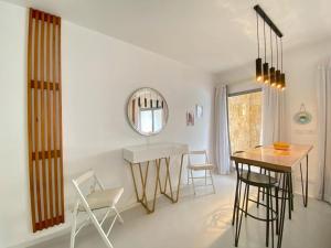 Hotel apartment swan lake