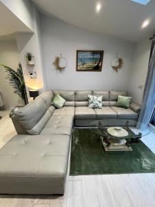 Luxury Seaside Town House