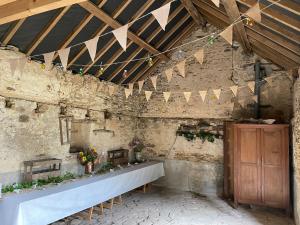 Maisons de vacances Gite Saint Joseph 5 minutes a Lac d -Eguzon : photos des chambres