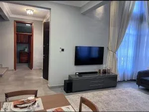 Family Trip Home - Trofwi