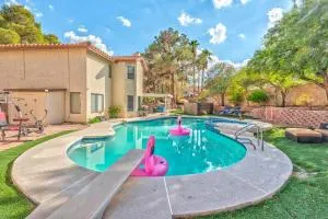 Treasure Bay-3BR Pool & Hot Tub Oasis Near T Strip - Mountain Springs