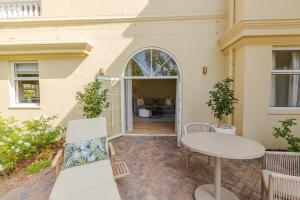 The Helderview Luxury Suites