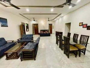Black pearl Villa panchkula sector 28 - Chandīgarh