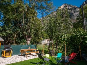 Maisons de vacances Les Gites d'Andrea - Chez Madame Yvon : photos des chambres