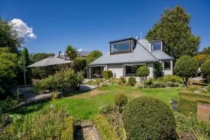 Mountain View Retreat - Wanaka Holiday Home - 玛卡罗拉