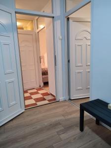 GREEN APARTMENT OSIJEK, self check in