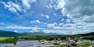 Appartements Charmant duplex, 110m2, 7 minutes des pistes, 8 couchages, belle vue sur les montagnes, cheminee : photos des chambres