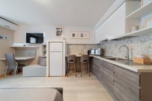 Catanese Proverbs House - Via Napoli - Ground Floor