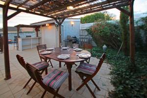 Villas Magnifique villa avec piscine : photos des chambres