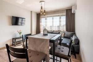 Sunny Ap & Parking 5min From The Beach