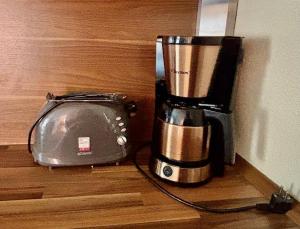 bei den Hundertelfen