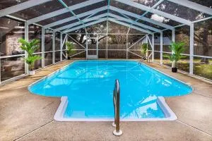 Pool House, Short Drive to Beach, Grill, Smart TV - Woodlawn Beach