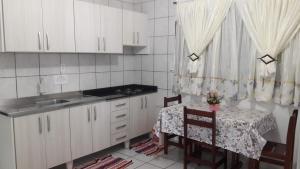 Casa na Enseada - Rua Maceió - 70 metros da Prainha