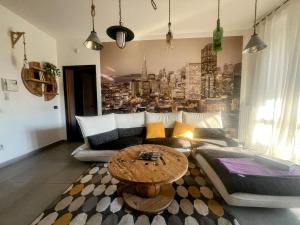 Urban House - un angolo di relax con terrazza in Lombardia