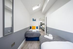 Spacious & Comfortable 3-Bedroom Retreat in NW10