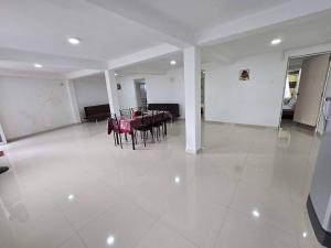 Kandy Panoramic MPM Deluxe suit Airconditioned-4A2