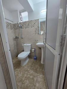 Kandy Panoramic MPM Deluxe balcony suit-Aircon4B2