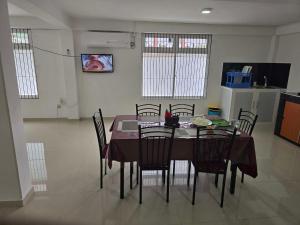 Kandy Panoramic MPM Deluxe balcony suit-Aircon-4B3