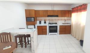 Apartamento completo en Santa Cruz - C