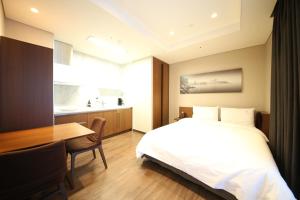 Haeundae W Residence Hotel