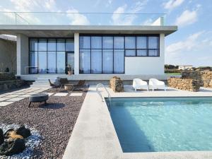 Window Lounge poolvilla