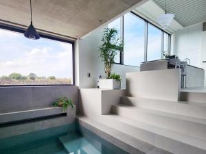 Window Lounge poolvilla