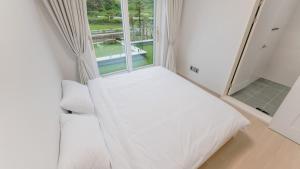 Pause Kids Pool Viila A