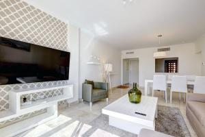 Costa Sea View Penthouse