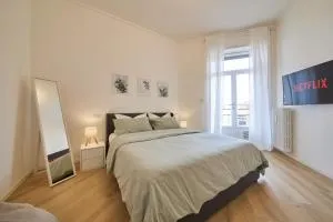 The Mazy-Self check in Malpensa Rho fiera - Busto Arsizio